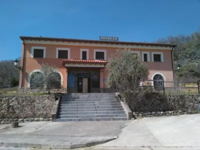 Fachada o entrada de Hostal Miraflor de las Cadenas