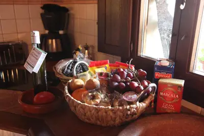 Comida en o cerca de este apartamento