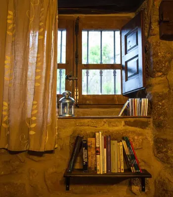 Biblioteca en the country house