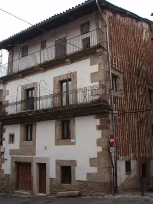 Edificio en el que se encuentra la casa o chalet