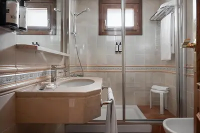 Un baño de Dorma Alfonso VIII