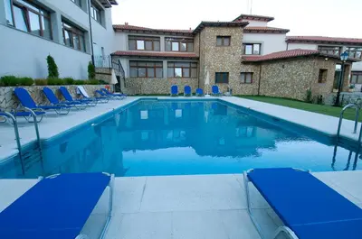 Piscina en o cerca de Mirador de La Portilla