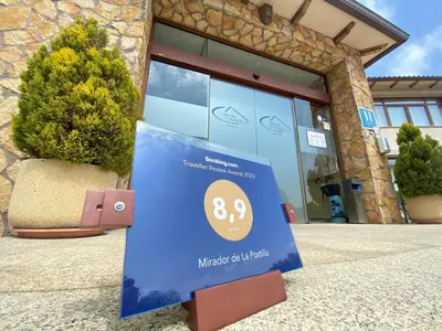 Certificado, premio, señal o documento que está expuesto en Mirador de La Portilla