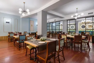 Un restaurante o sitio para comer en Crisol Conde Rodrigo