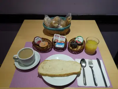 Comida en o cerca de este hostal o pensión