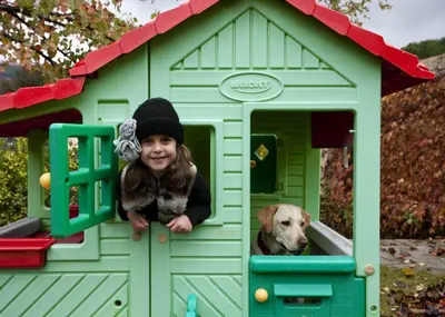 Mascotas con sus dueños en Casa Rural El Secreto de las Eras
