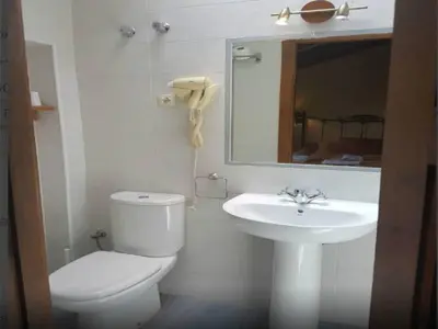 Un baño de Hospedería Tía María