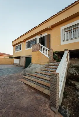 Edificio en el que se encuentra la casa o chalet