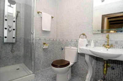 Un baño de Pitogordo