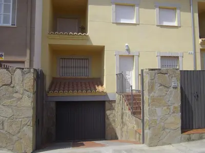 Edificio en el que se encuentra la casa o chalet