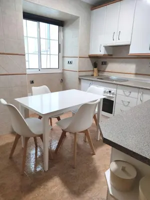Una cocina o zona de cocina en Apartamento Plaza Mayor Trujillo