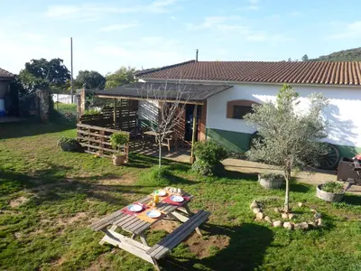 Jardín al aire libre en La Tierra Verde Casita
