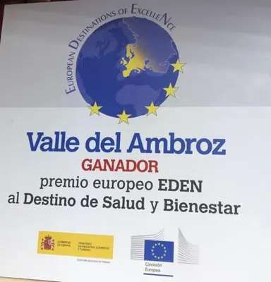 Certificado, premio, señal o documento que está expuesto en Apartamentos La Plazuela Baños de Montemayor