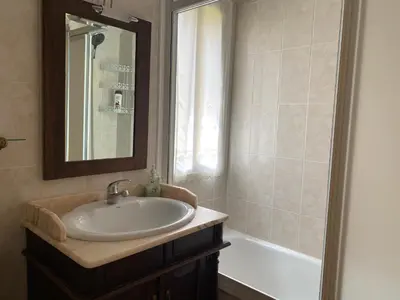 Un baño de Jardin de la Yedra