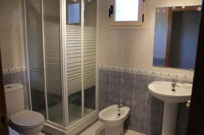 Un baño de Alameda del Tormes