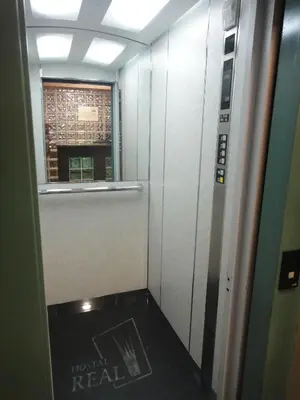 Plano de Hostal Real