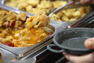 Comida en o cerca de este hostal o pensión