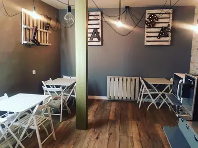 Un restaurante o sitio para comer en Le Vintage