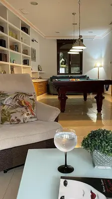 Mesa de billar en Casa Rural Juanín - Alojamiento Turístico Gold