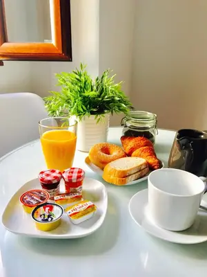 Comida en o cerca de este apartamento