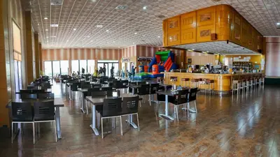 Un restaurante o sitio para comer en Hotel Romero Merida