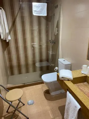 Un baño de Hotel Ciudad de Plasencia