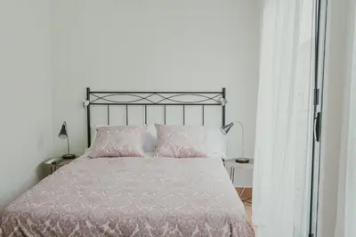 Cama o camas de una habitación en Ronda Navarra by Valdesierra