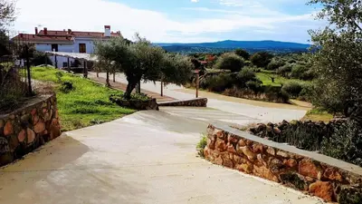 Paisaje cerca of this country house