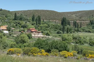 Paisaje cerca of this country house
