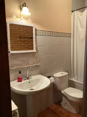 Un baño de Casa rural Adelaida