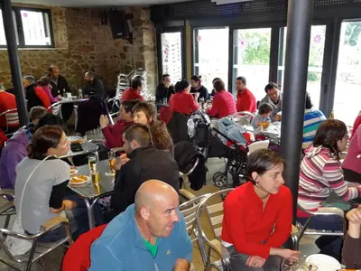Un restaurante o sitio para comer en Alberjerte