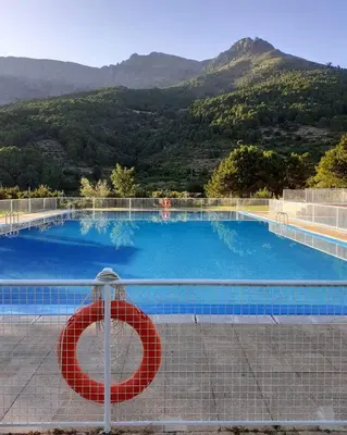 Piscina en o cerca de Hotel Rural Los Molinillos