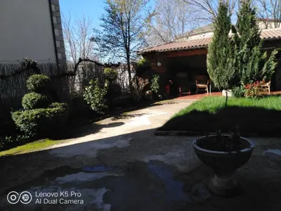 Jardín al aire libre en Casa Rural La Cucurrumacha