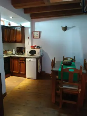 Una cocina o zona de cocina en Casa Rural El Zapatero de Sexifirmo