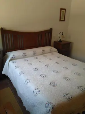 Cama o camas de una habitación en Casa Rural el Maestro I