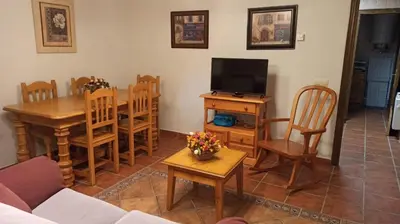 Una televisión o centro de entretenimiento en Casa Rural los Portalillos I