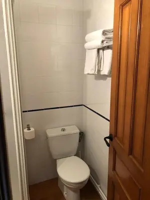 Un baño de Casa Rural Fuente la Bolera