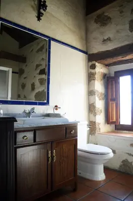Un baño de Casa Rural El Molino II