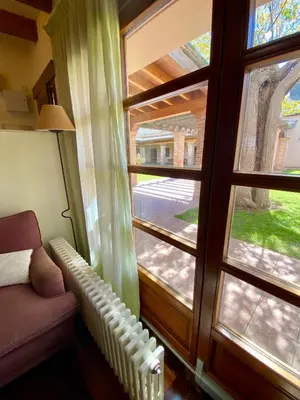 Zona de estar de Casa Fresno alojamiento en el campo hasta 5 personas cerca de Salamanca