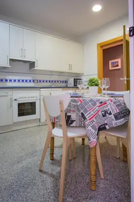 Una cocina o zona de cocina en APARTAMENTOS ABULA