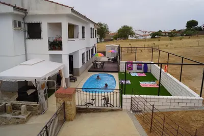 Piscina en o cerca de Apartamentos Estrellas de Monfragüe