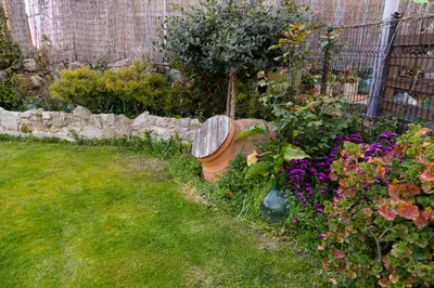 Jardín al aire libre en La Higuera ( Casa Rural de Gredos )