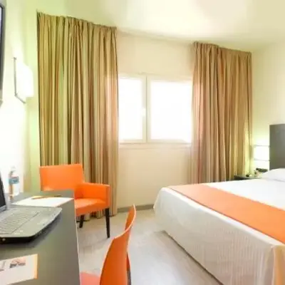 Hotel H2 Avila