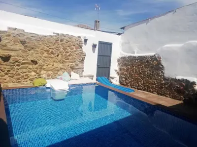 Piscina en o cerca de Casa Rural Abuela Maxi