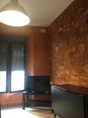 Una televisión o centro de entretenimiento en 3 de Damas