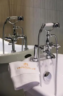 Un baño de La Casa del Presidente Small Luxury Hotels of the World