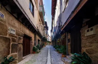 El barrio de los alrededores o un barrio cerca of this country house