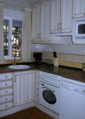Una cocina o zona de cocina en Casa De Campo El Corzo
