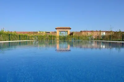 Piscina en o cerca de Hotel San Miguel del Valle Amblés