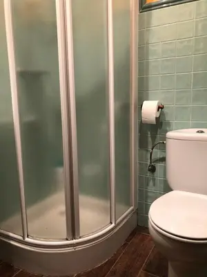Un baño de VUT La Villarina